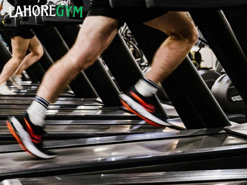 Which is better: gym workouts or running?